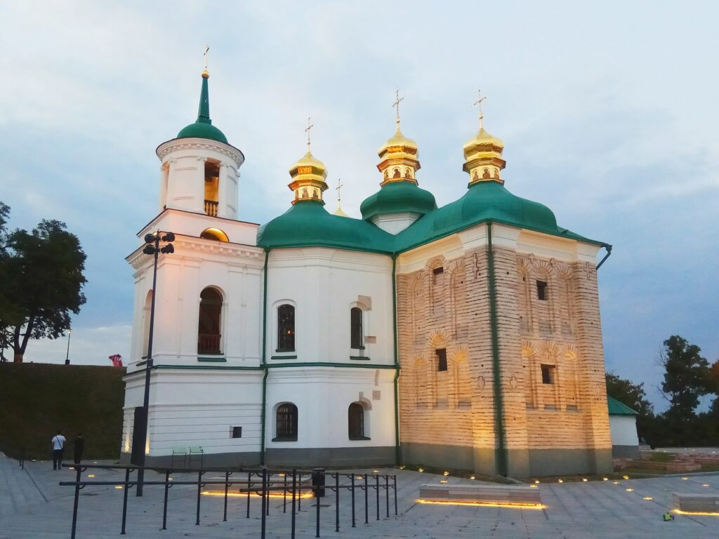 Церква_Спаса_на_Берестові_Л